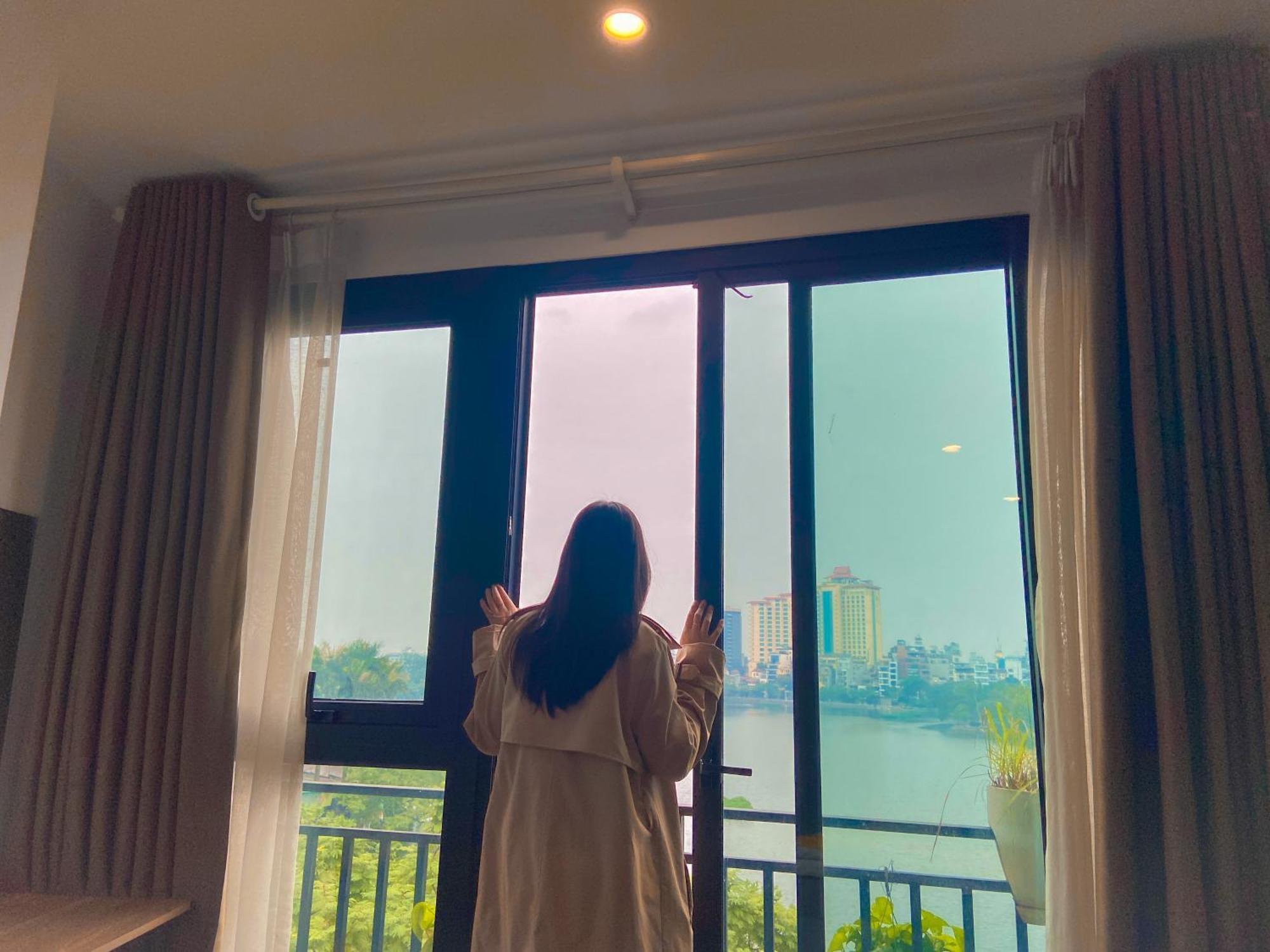 Windy Lakeview Studio Ha Noi Hanoi Esterno foto