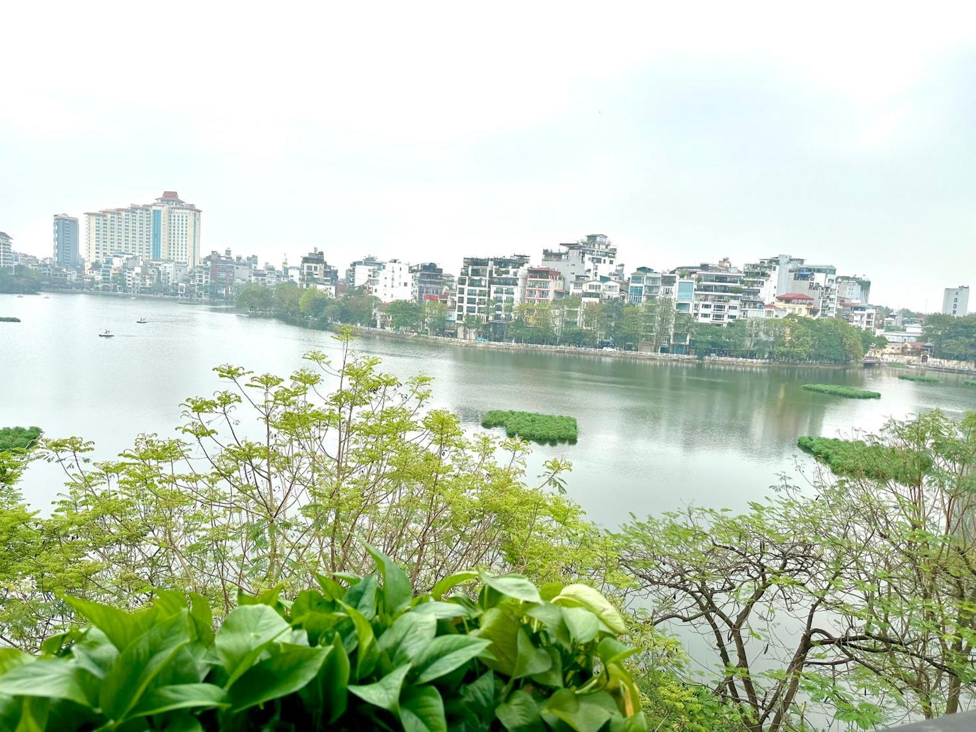 Windy Lakeview Studio Ha Noi Hanoi Esterno foto