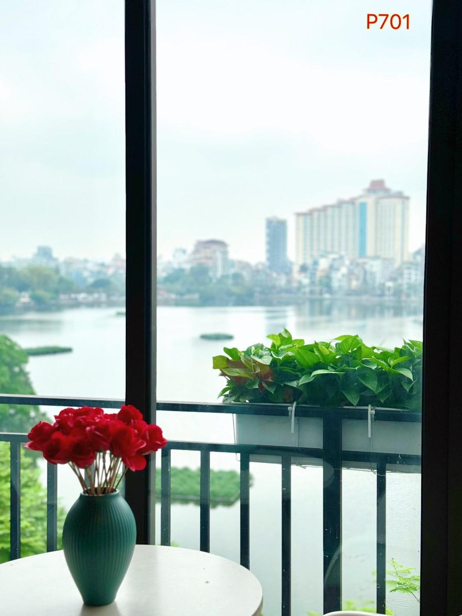 Windy Lakeview Studio Ha Noi Hanoi Esterno foto